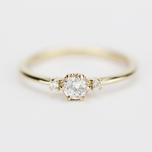 18k Gold Three-Stone Vintage Crown Diamond Ring | 0.2ct Natural Diamond Engagement Ring