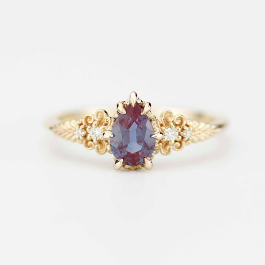 Twilight Fern Alexandrite and Diamond Ring in 18k Gold