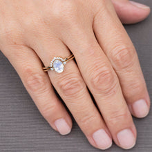 Load image into Gallery viewer, engagement ring, cluster ring, minimal ring, white diamonds, wedding ring diamonds, white topaz ring, oval engagement ring, delicate ring - NOOI JEWELRY