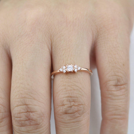 cluster engagement ring round rose gold - NOOI JEWELRY