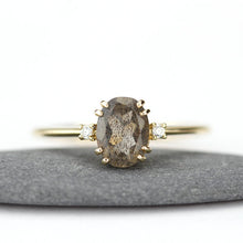 Load image into Gallery viewer, oval engagement ring labradorite with side stones unique - NOOI JEWELRY