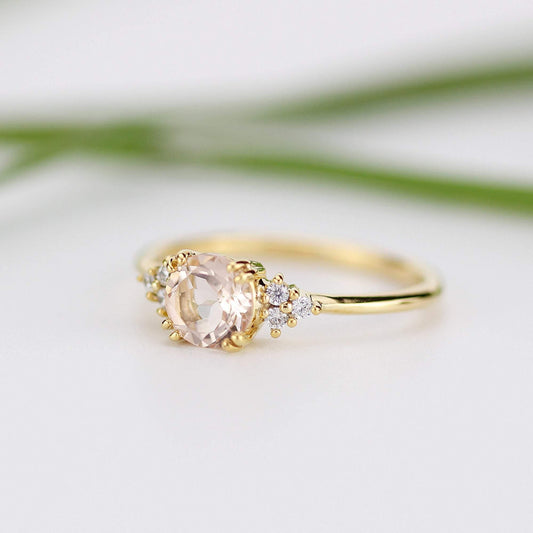6 mm round morganite and diamond engagement ring yellow gold - NOOI JEWELRY
