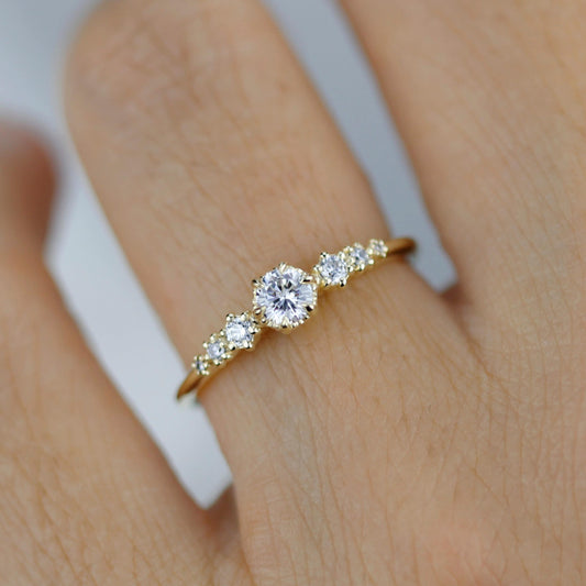 Diamond engagement ring, classic ring diamond, delicate diamond ring | R 359WD