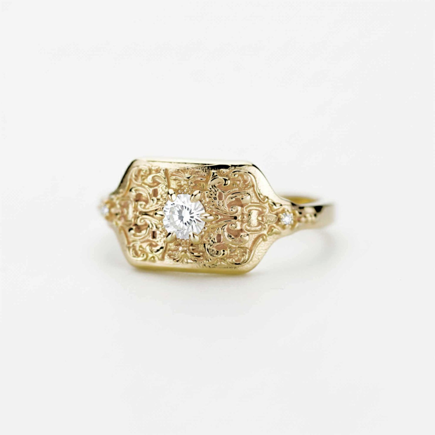 Vintage Scrollwork Signet Ring in 18K Yellow Gold | Unisex
