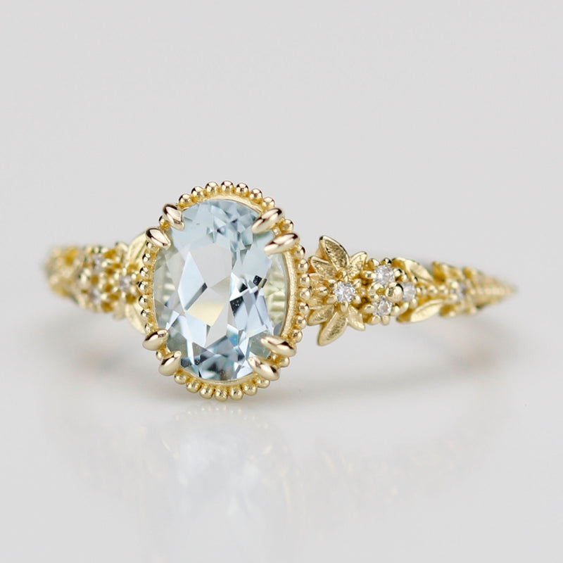 Oval aquamarine floral ring, from the aquamarine collection