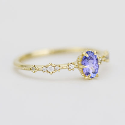 0.5 Ct Oval Tanzanite Vintage Lace Diamond Engagement Ring 18K Gold