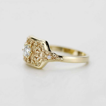 Vintage Scrollwork Signet Ring in 18K Yellow Gold | Unisex