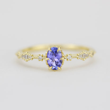 0.5 Ct Oval Tanzanite Vintage Lace Diamond Engagement Ring 18K Gold