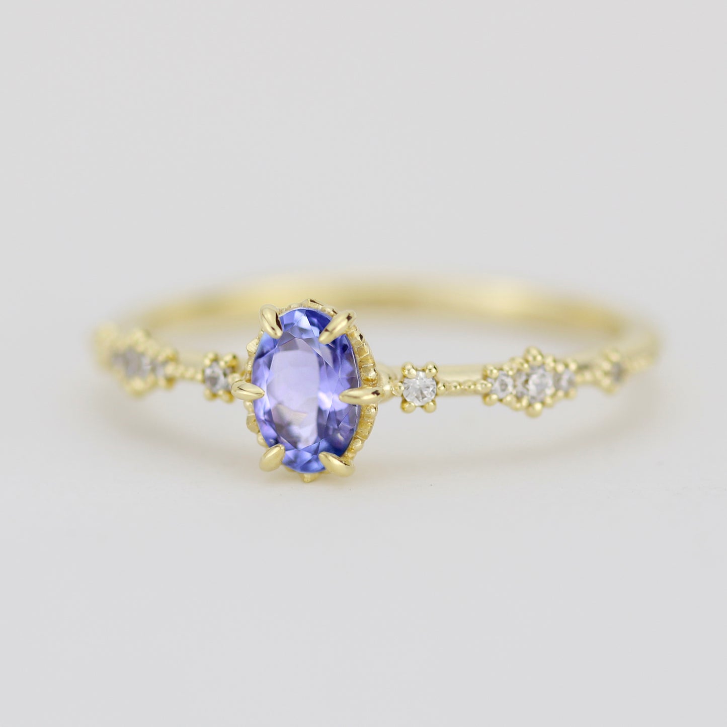 0.5 Ct Oval Tanzanite Vintage Lace Diamond Engagement Ring 18K Gold