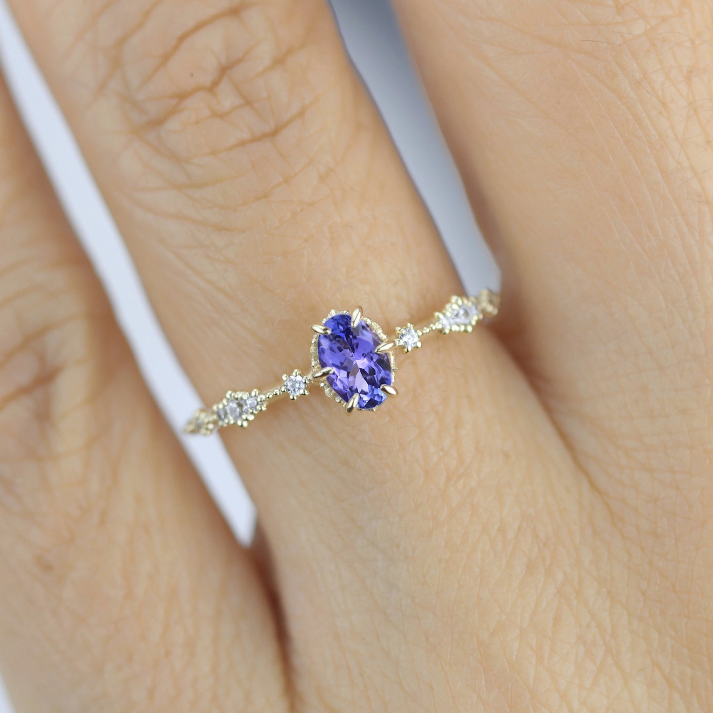 0.5 Ct Oval Tanzanite Vintage Lace Diamond Engagement Ring 18K Gold