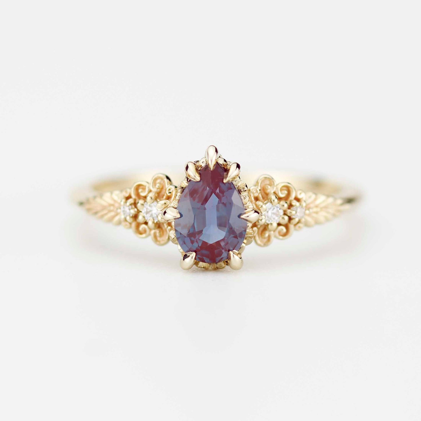 Twilight Fern Alexandrite and Diamond Ring in 18k Gold