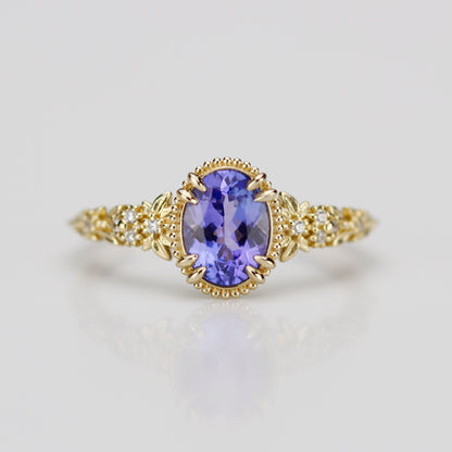 Anthea 18k Gold Ring with Natural Tanzanite and White Diamonds