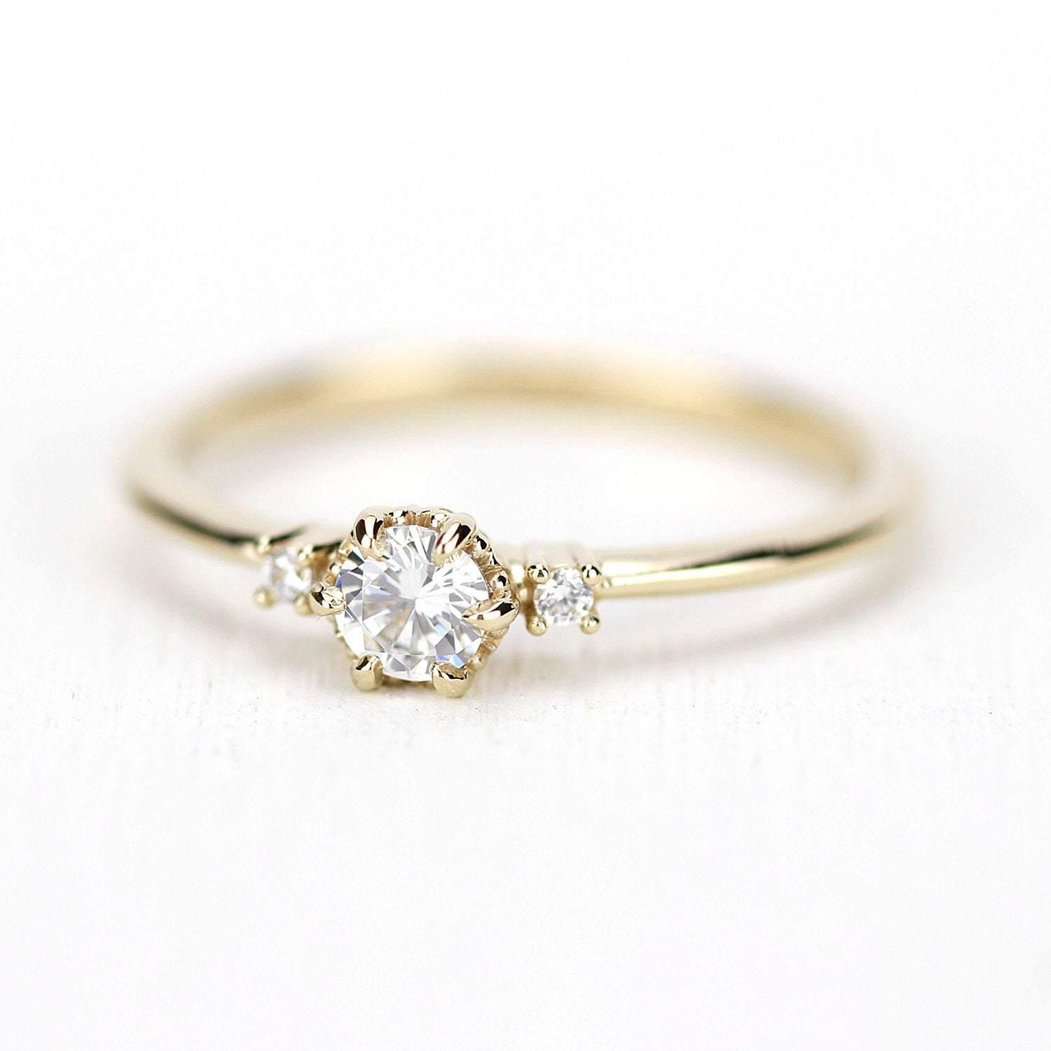Diamond ring | engagement ring white diamond R 252 | 0.3 Ct. - NOOI JEWELRY