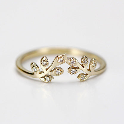 Dainty leaf ring, Leaf ring, small leaves wedding band, organic wedding band, leaf twig ring, twig ring, gold vine ring