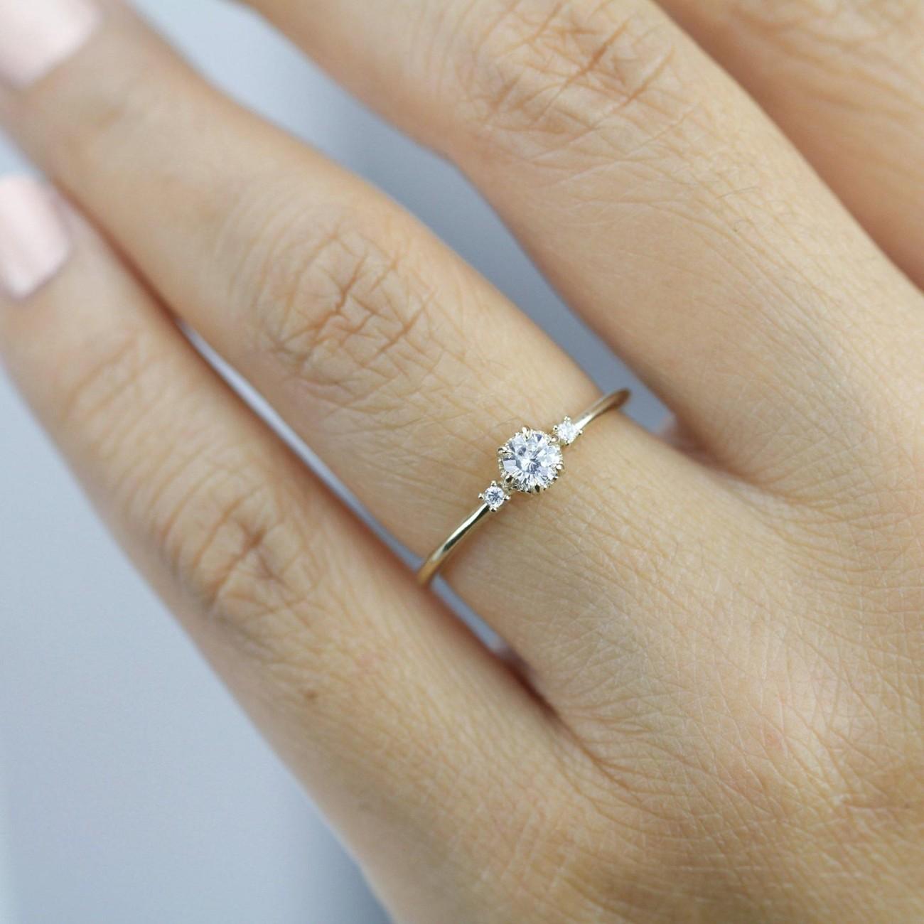Three Stone Dainty 18k Gold Diamond Engagement Ring0.25ct Round Minimalist