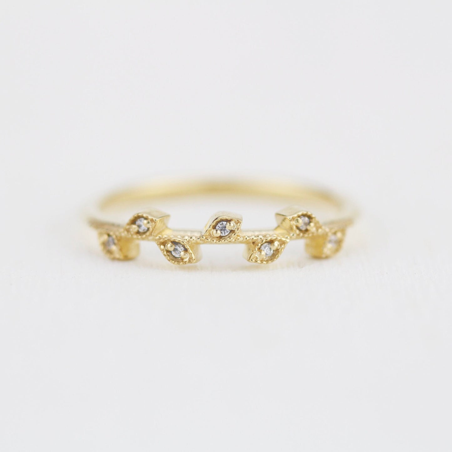 18k gold Leaf Wedding Band with Diamonds, Filigree Details, Nature-Inspired Ring, Unique Bridal Jewelry |R 375WD