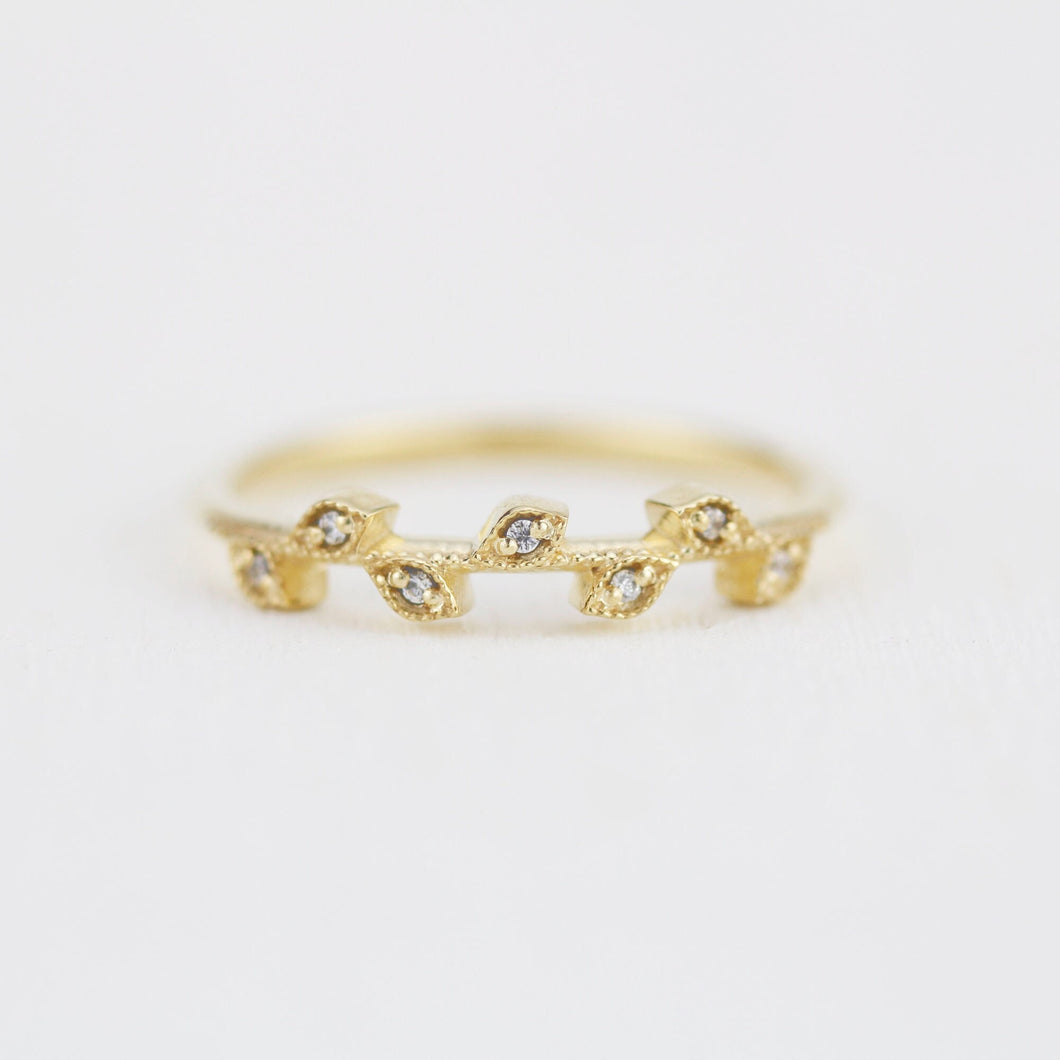 18k gold Leaf Wedding Band with Diamonds, Filigree Details, Nature-Inspired Ring, Unique Bridal Jewelry |R 375WD