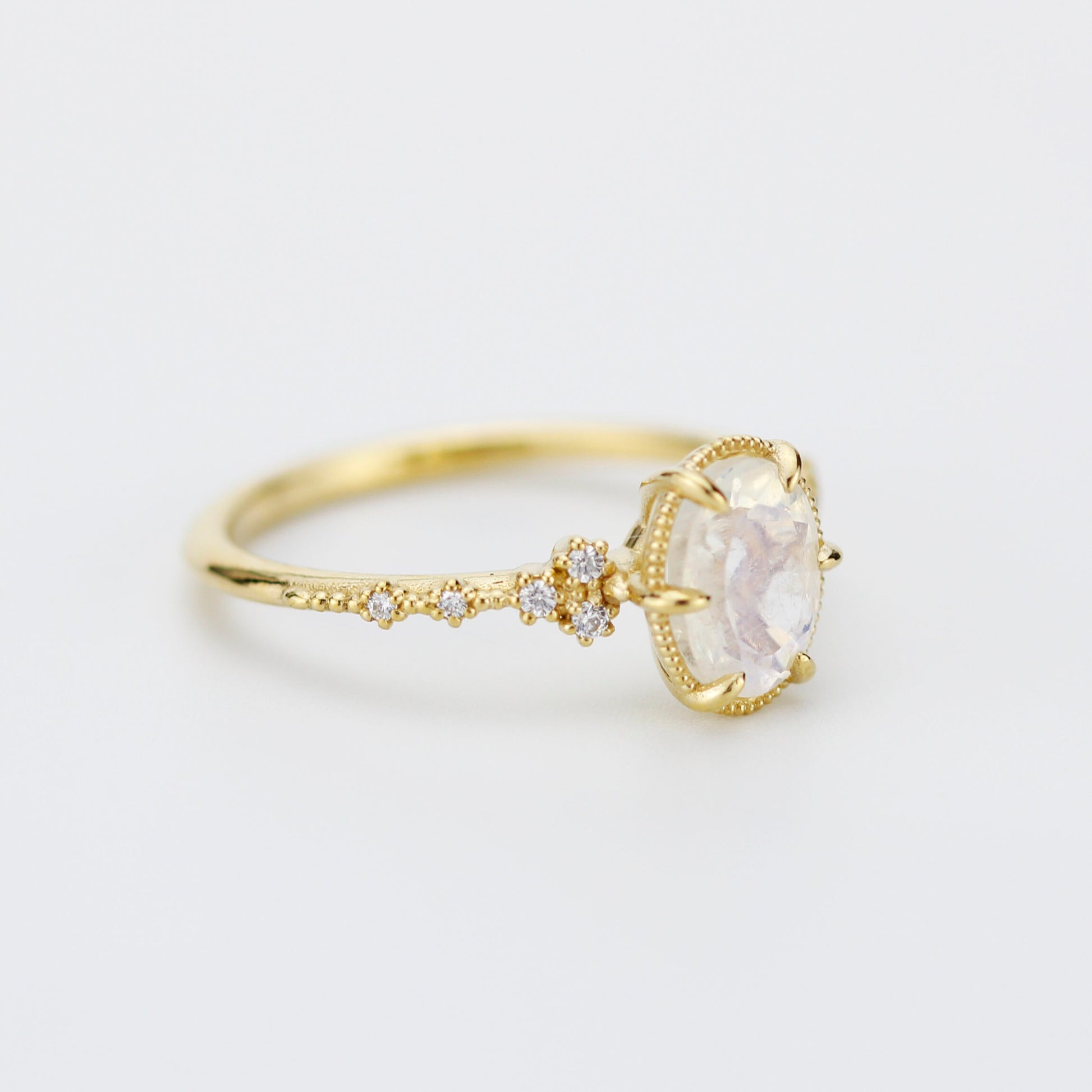 Oval moonstone and diamond engagement ring, 18k simple gold ring, unique unique moonstone ring