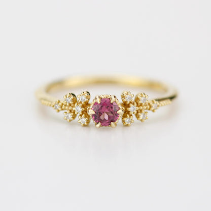 18k gold engagement ring garnet, Round garnet ring, vintage milgrain round cut garnet engagement ring, gold ring delicate