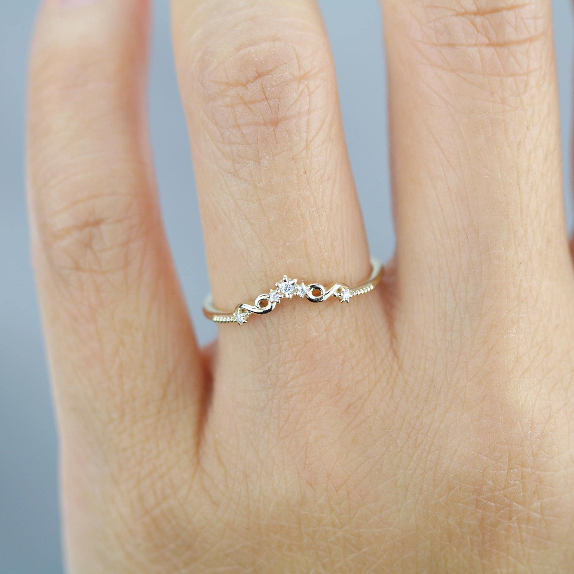 Curved 18k Gold Art Deco Wedding Band with Natural Diamonds, Intricate Filigree Scrolls, Perfect Pair with Oval Engagement Ring