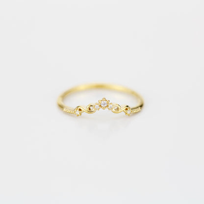 Curved 18k Gold Art Deco Wedding Band with Natural Diamonds, Intricate Filigree Scrolls, Perfect Pair with Oval Engagement Ring