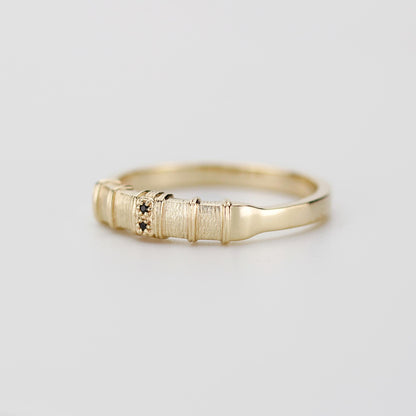 18K Gold Men’s Engagement Ring with Black Diamond & Hand-Engraved Detailing