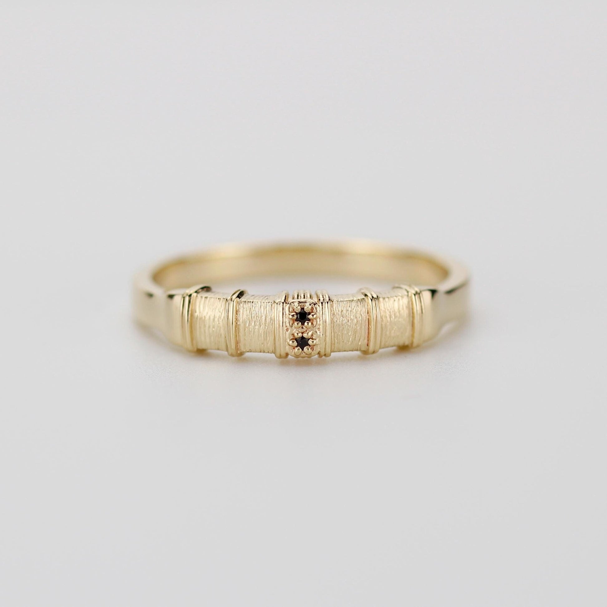 18K Gold Men’s Engagement Ring with Black Diamond & Hand-Engraved Detailing