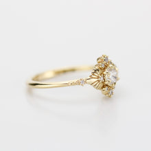 Load image into Gallery viewer, VINTAGE White DIAMOND RING With Art Deco Leaf Perfect Gift For Anniversary Or Engagement – Antique 18k Yellow Solid Gold Gemstone Ring
