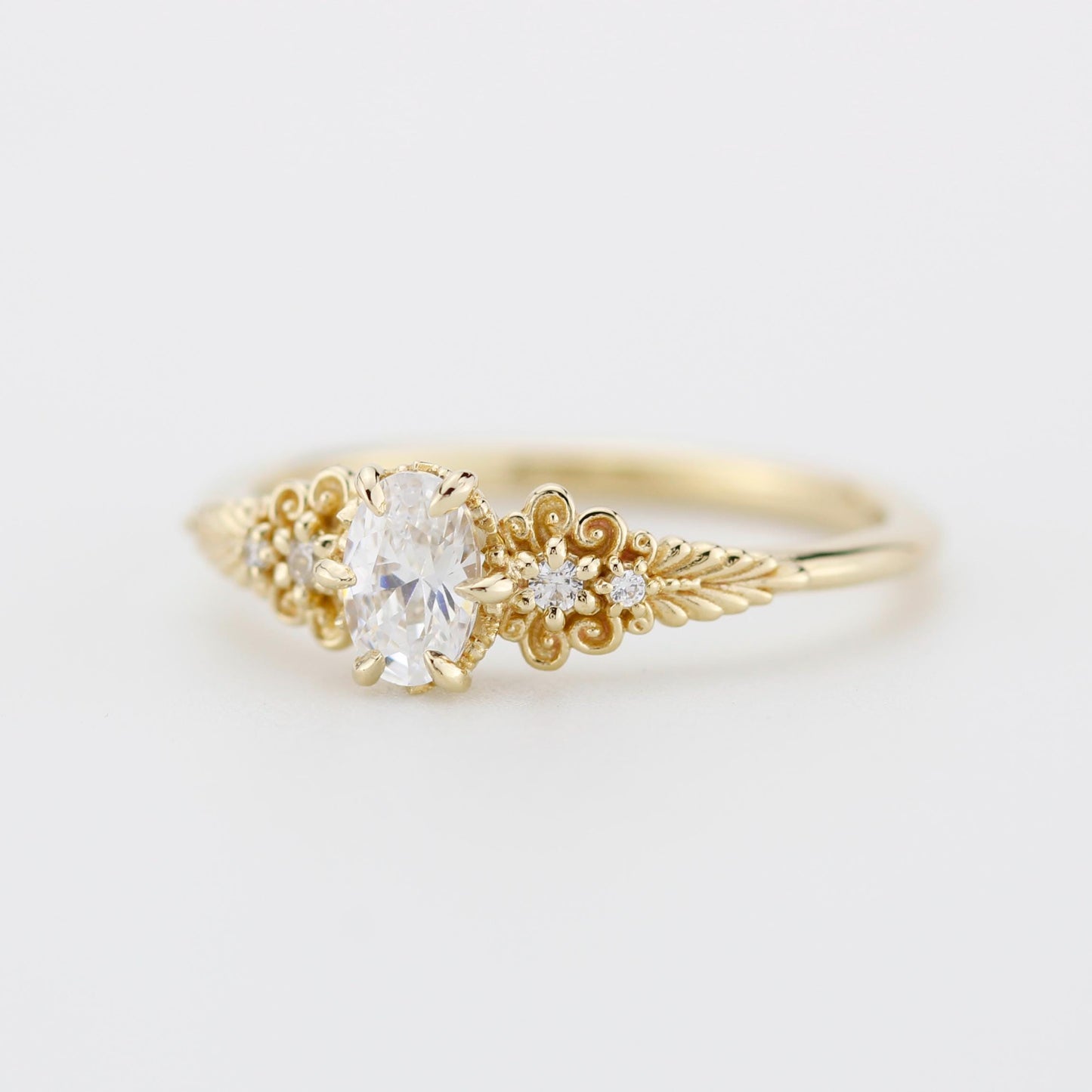 Vintage-Inspired 18K Gold Moissanite Engagement Ring | 6x4mm Oval Certificated Moissanite | Nature-Inspired Leaf Band | Handmade Ring