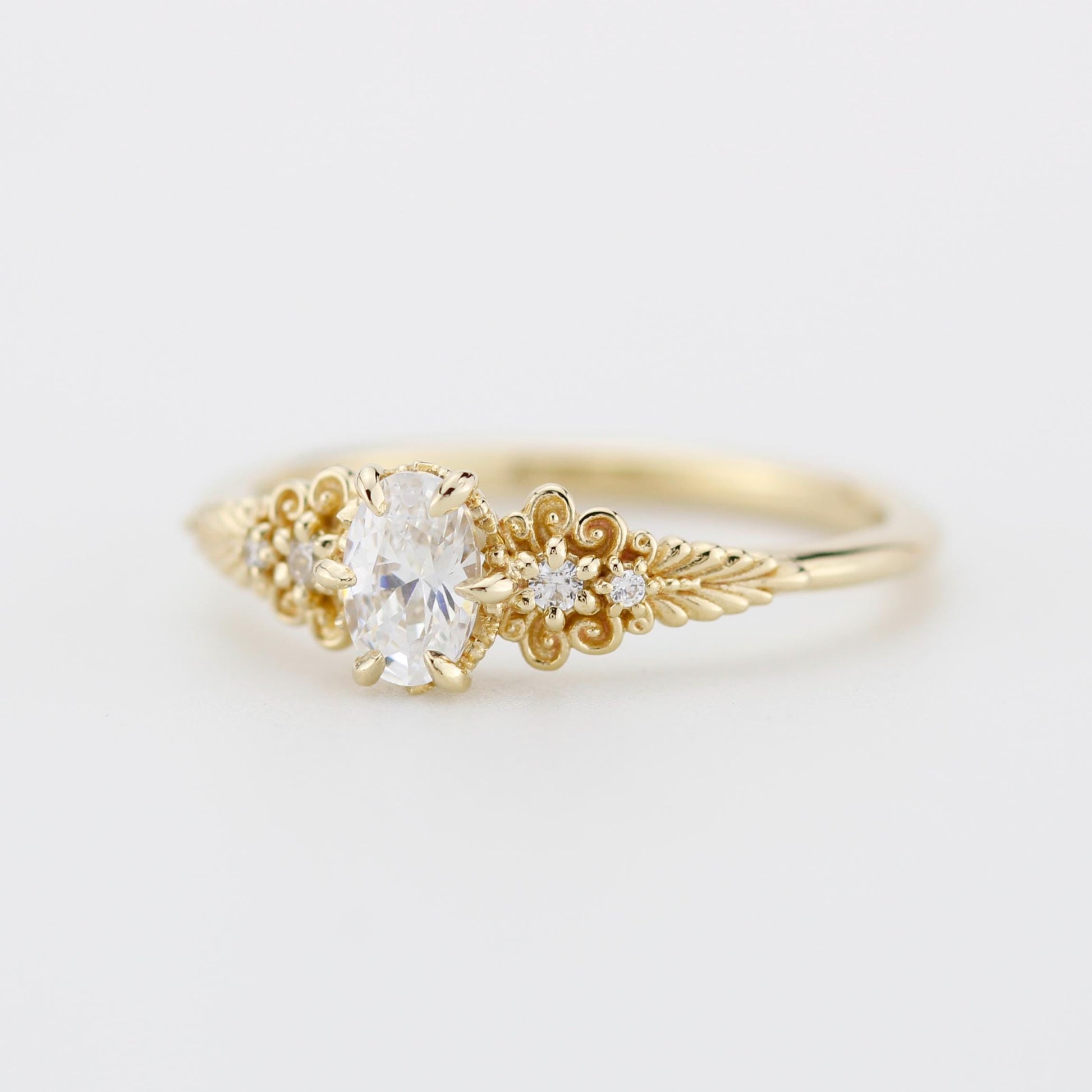Vintage-Inspired 18K Gold Moissanite Engagement Ring | 6x4mm Oval Certificated Moissanite | Nature-Inspired Leaf Band | Handmade Ring