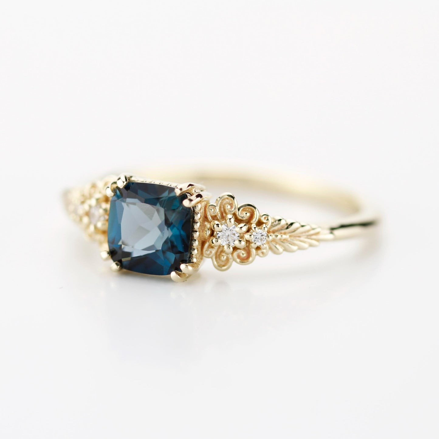 Vintage 18K Gold Cushion Cut Ring, Antique Filigree Engagement Ring with Natural London blue topaz and Diamonds, Elegant Heirloom Jewelry