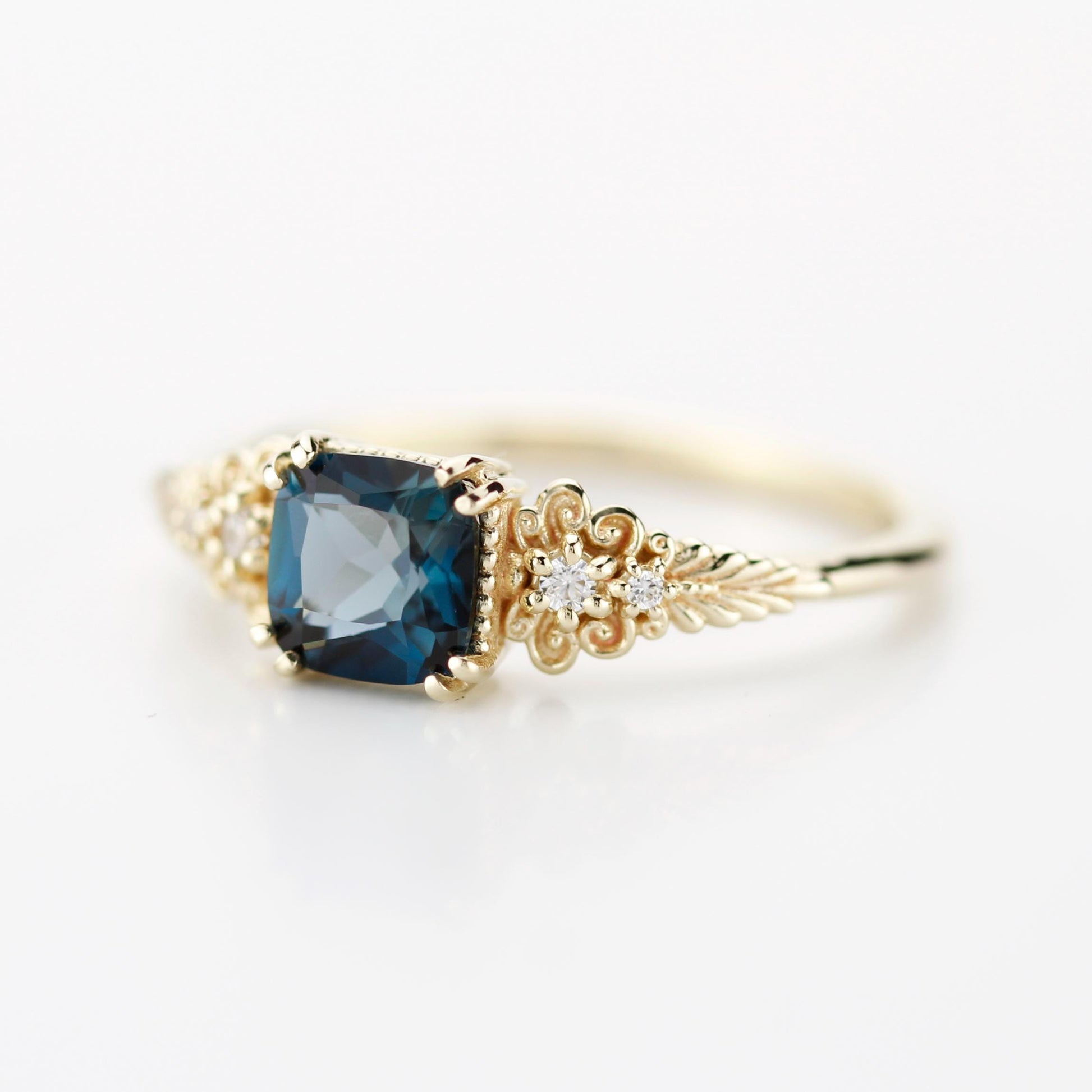 Vintage 18K Gold Cushion Cut Ring, Antique Filigree Engagement Ring with Natural London blue topaz and Diamonds, Elegant Heirloom Jewelry