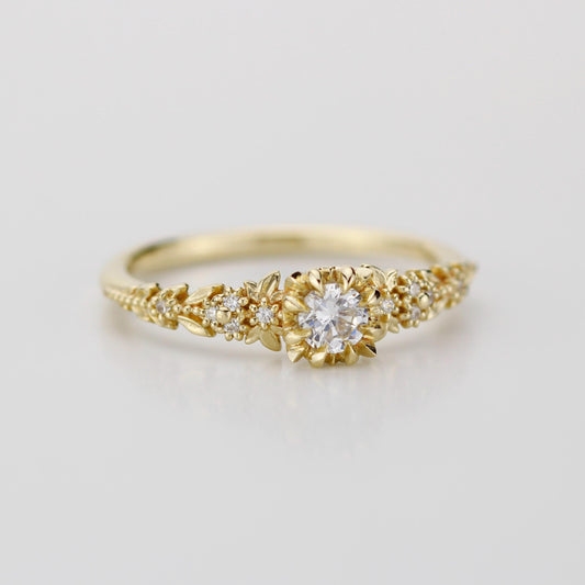 Arwen-Inspired Ring 18K Gold and Diamond, Unique Engagement Ring with Floral Detail, Elven Wedding Jewelry