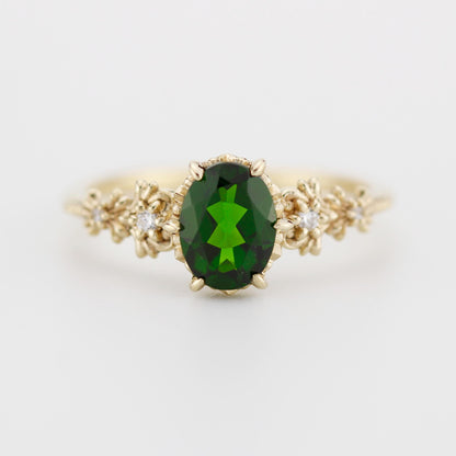 Vintage Floral Engagement Ring – Natural Chrome Diopside Oval Gem with Diamonds – 18K Solid Gold Handmade Ring