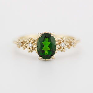 Vintage Floral Engagement Ring – Natural Chrome Diopside Oval Gem with Diamonds – 18K Solid Gold Handmade Ring