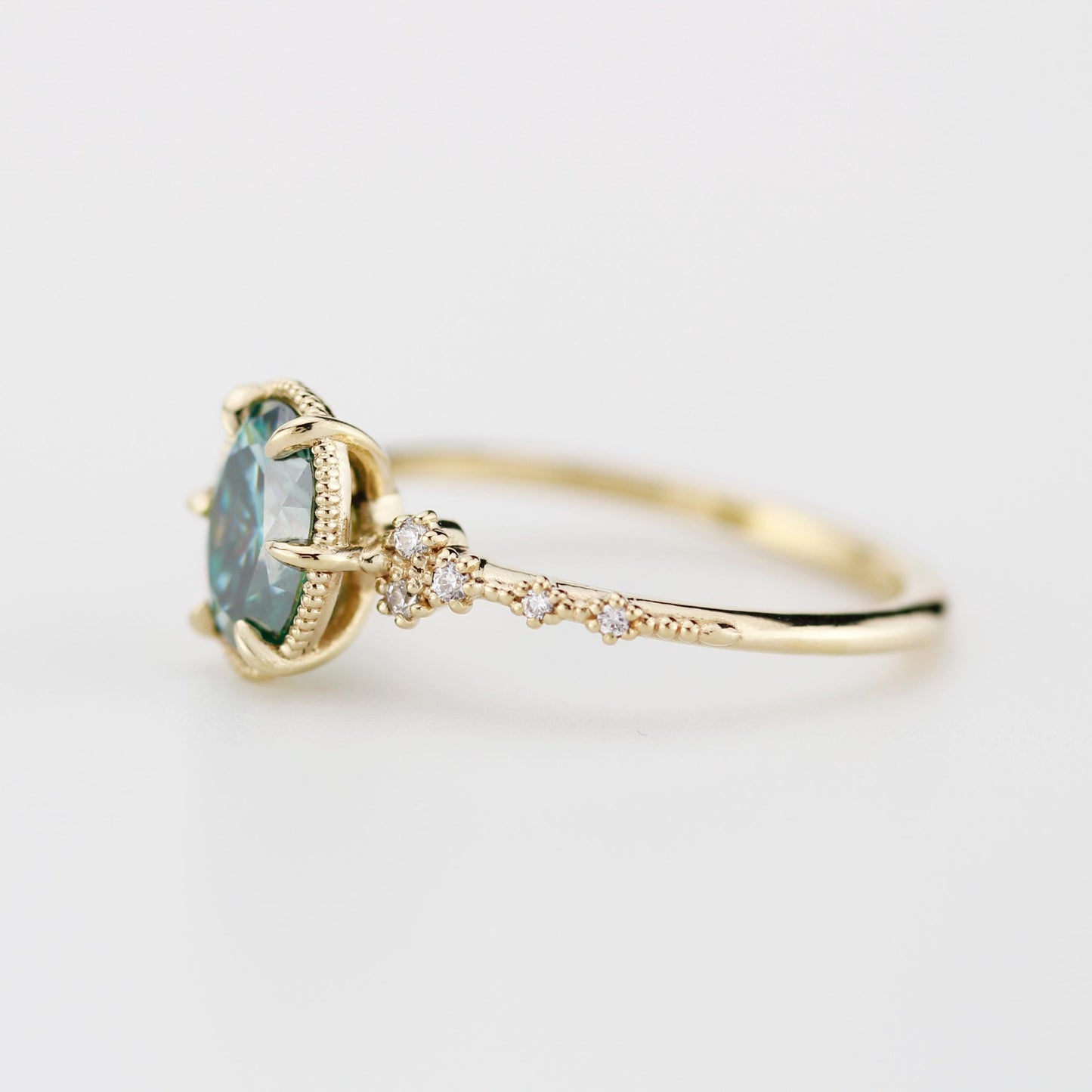 Oval Moissanite Engagement Ring 18K Gold , 8x6mm Oval green Certified Moissanite, Natural Diamond Accent Ring, Vintage-Inspired Fine Jewelry