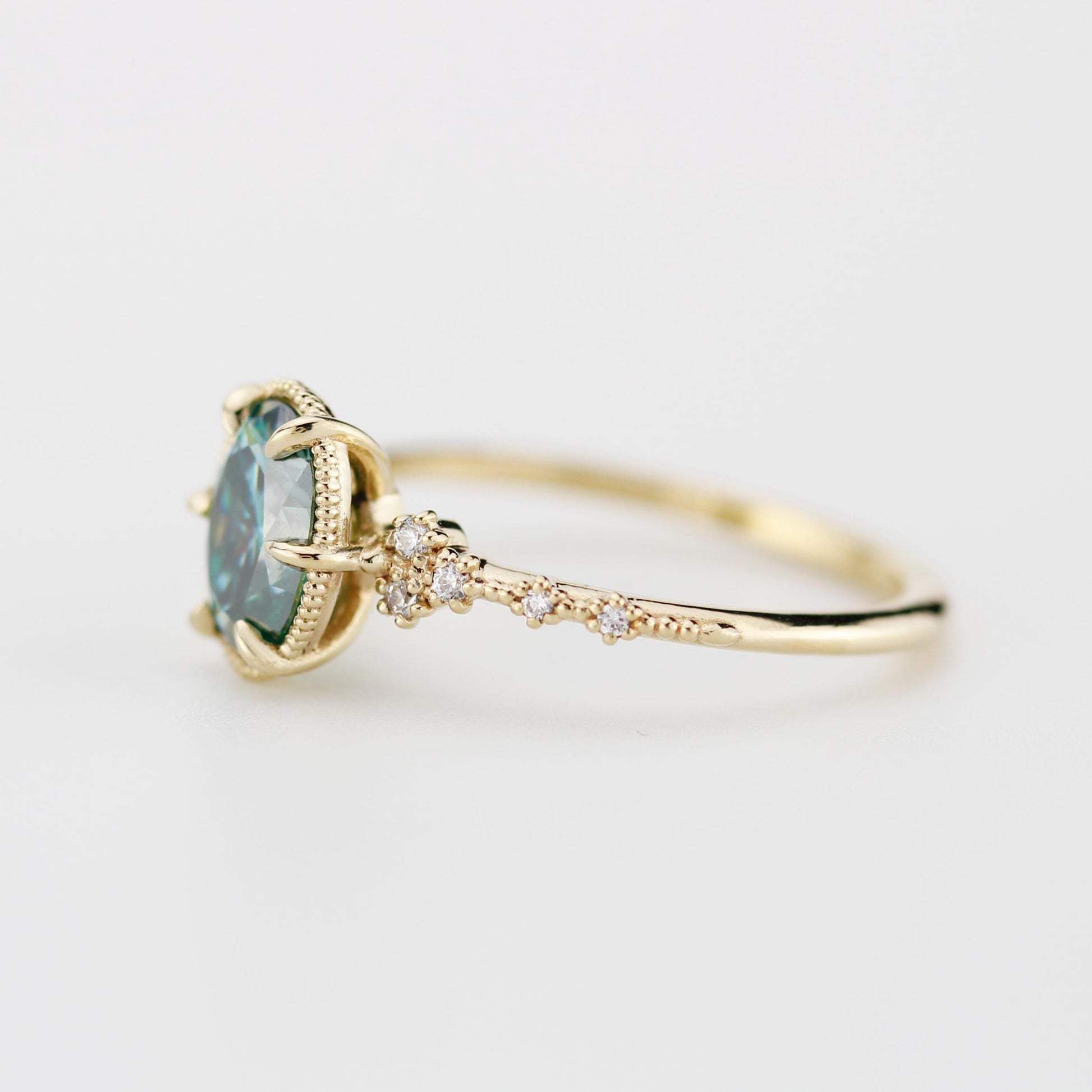 Oval Moissanite Engagement Ring 18K Gold , 8x6mm Oval green Certified Moissanite, Natural Diamond Accent Ring, Vintage-Inspired Fine Jewelry