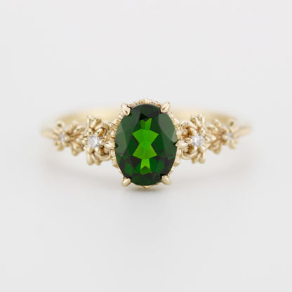 Vintage Floral Engagement Ring – Natural Chrome Diopside Oval Gem with Diamonds – 18K Solid Gold Handmade Ring
