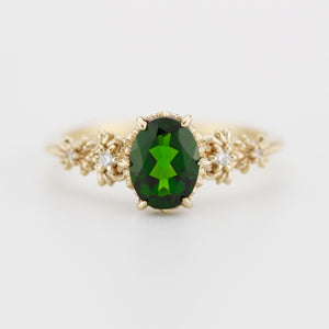 Vintage Floral Engagement Ring – Natural Chrome Diopside Oval Gem with Diamonds – 18K Solid Gold Handmade Ring