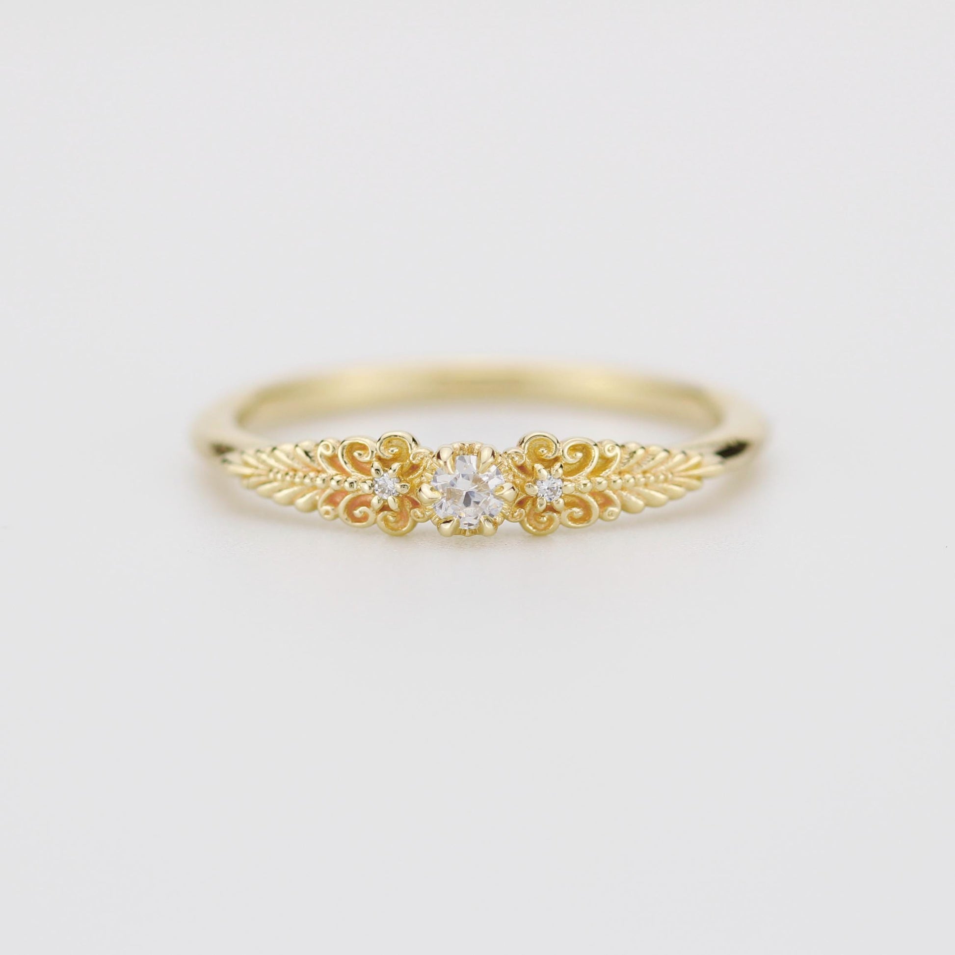 Vintage-Inspired Handmade 18k Gold Diamond Ring | Unique Anniversary Gift with Scrolls and Leaves | Custom Engagement Jewelry