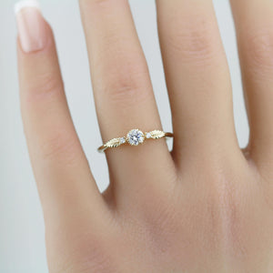 Vintage Style Round Diamond Engagement Ring, Simple Three Stone Design in 18k Solid Gold with Natural Diamonds