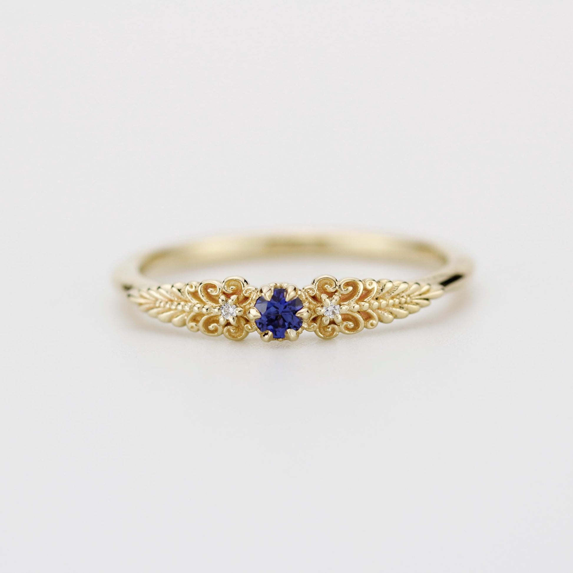 Vintage-Inspired Blue Sapphire and Diamond Ring in 18k solid Gold