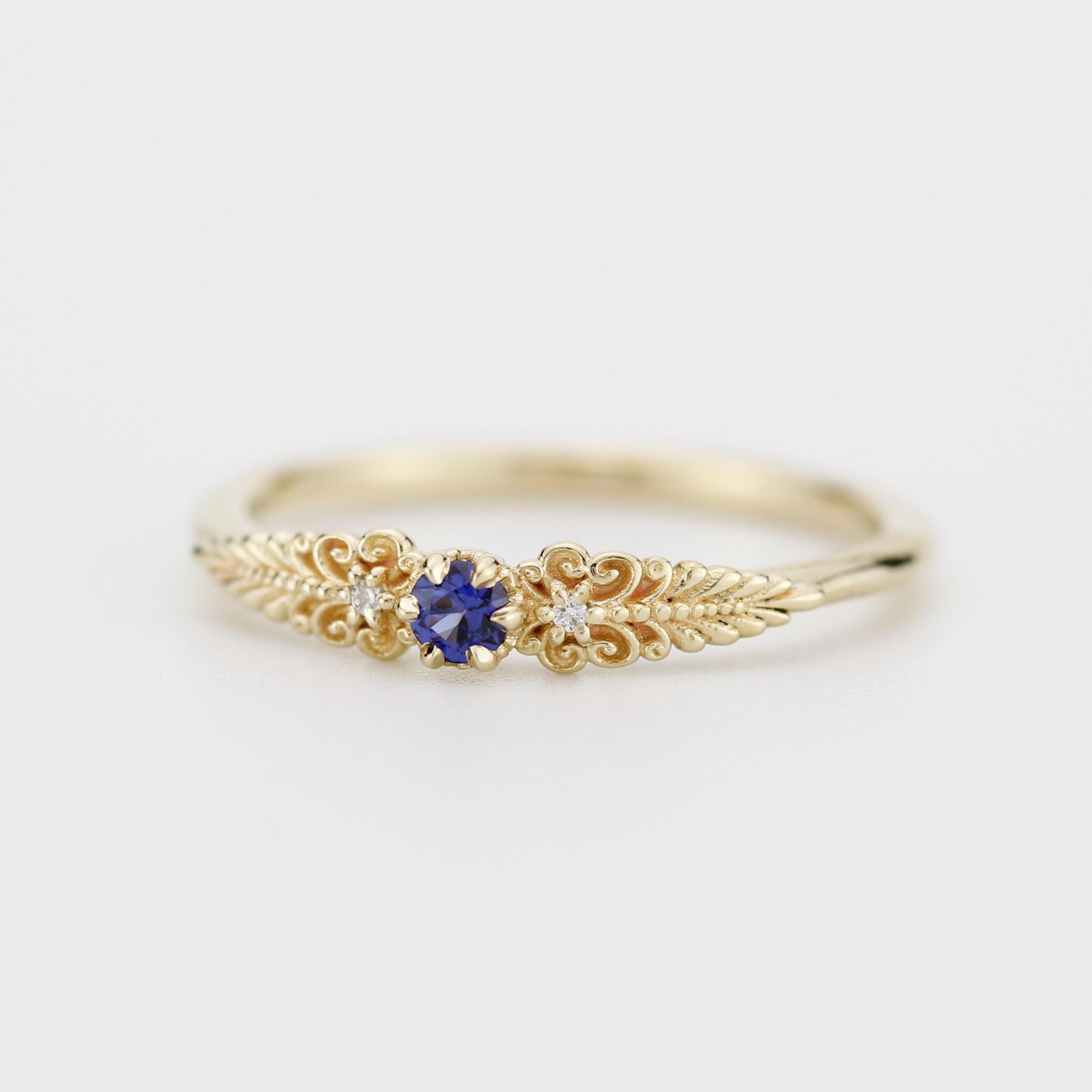 Vintage-Inspired Blue Sapphire and Diamond Ring in 18k solid Gold