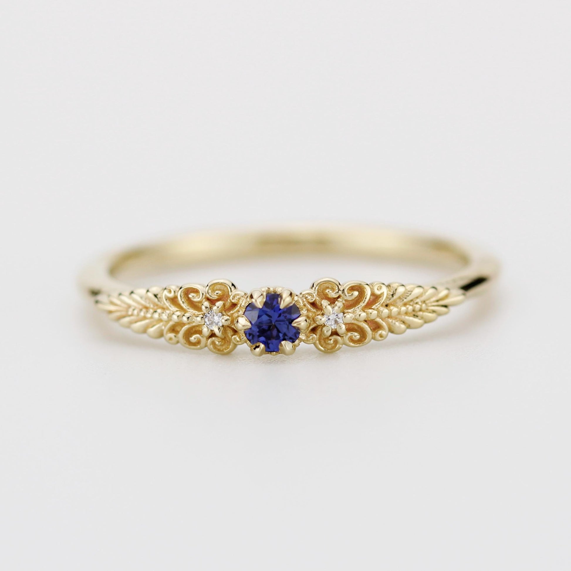 Vintage-Inspired Blue Sapphire and Diamond Ring in 18k solid Gold
