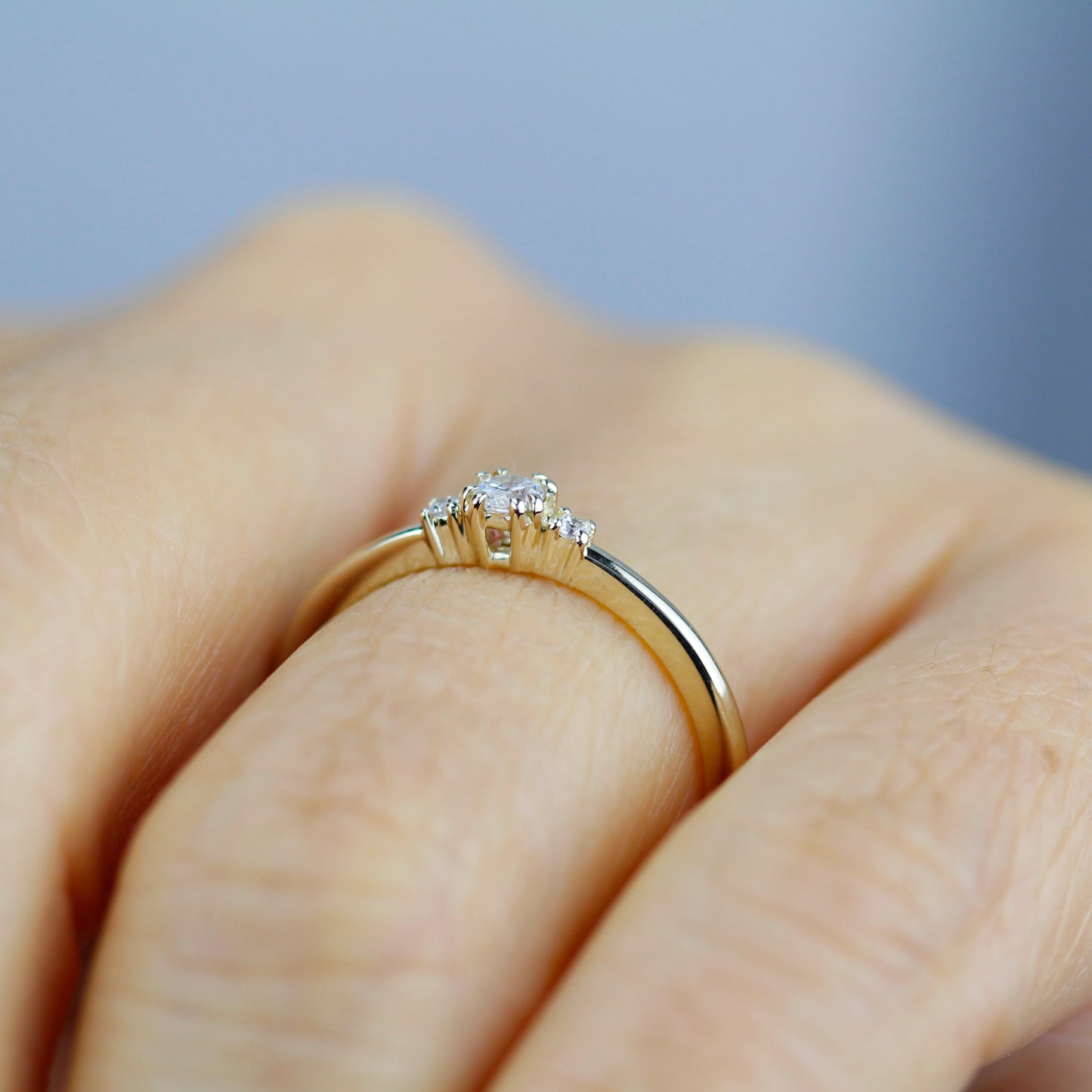 Three stone engagement rings round | simple and delicate diamond engagement ring - NOOI JEWELRY