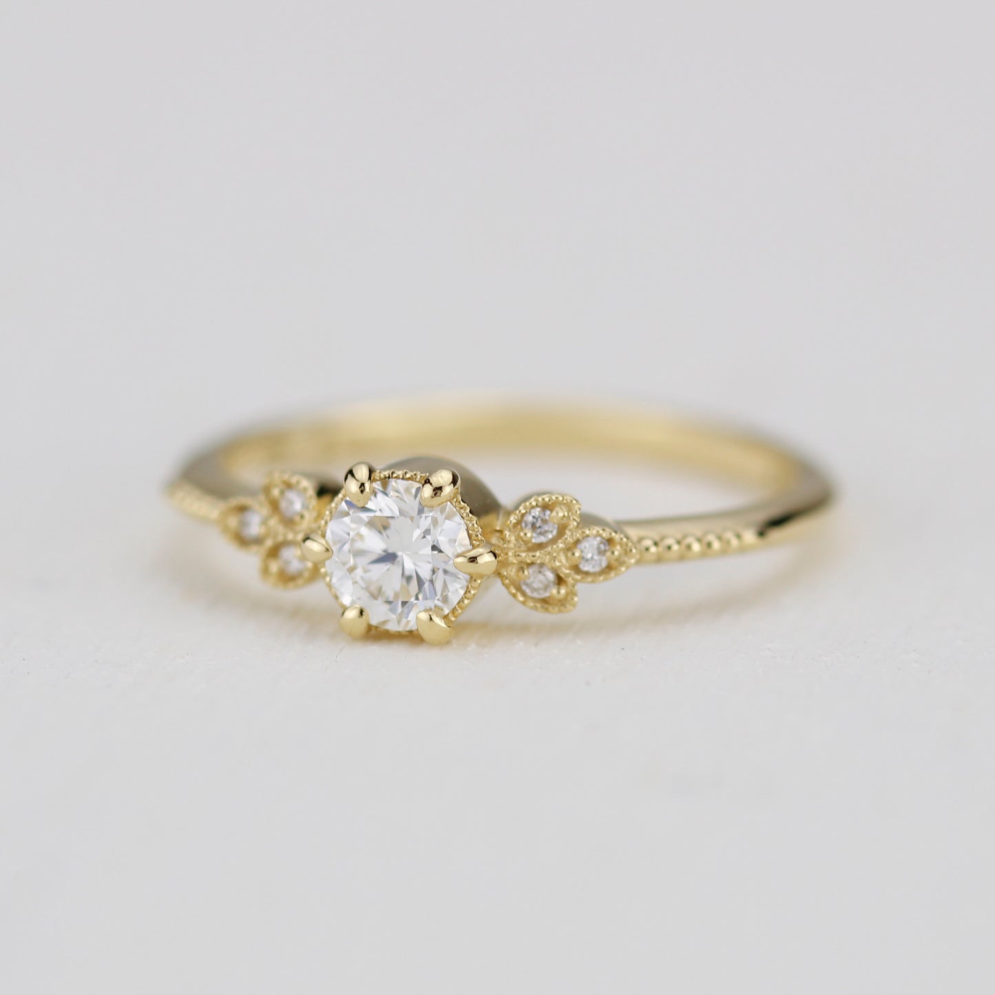 18k Gold Round Diamond Art Deco Engagement Ring | GIA Certified 0.30ct