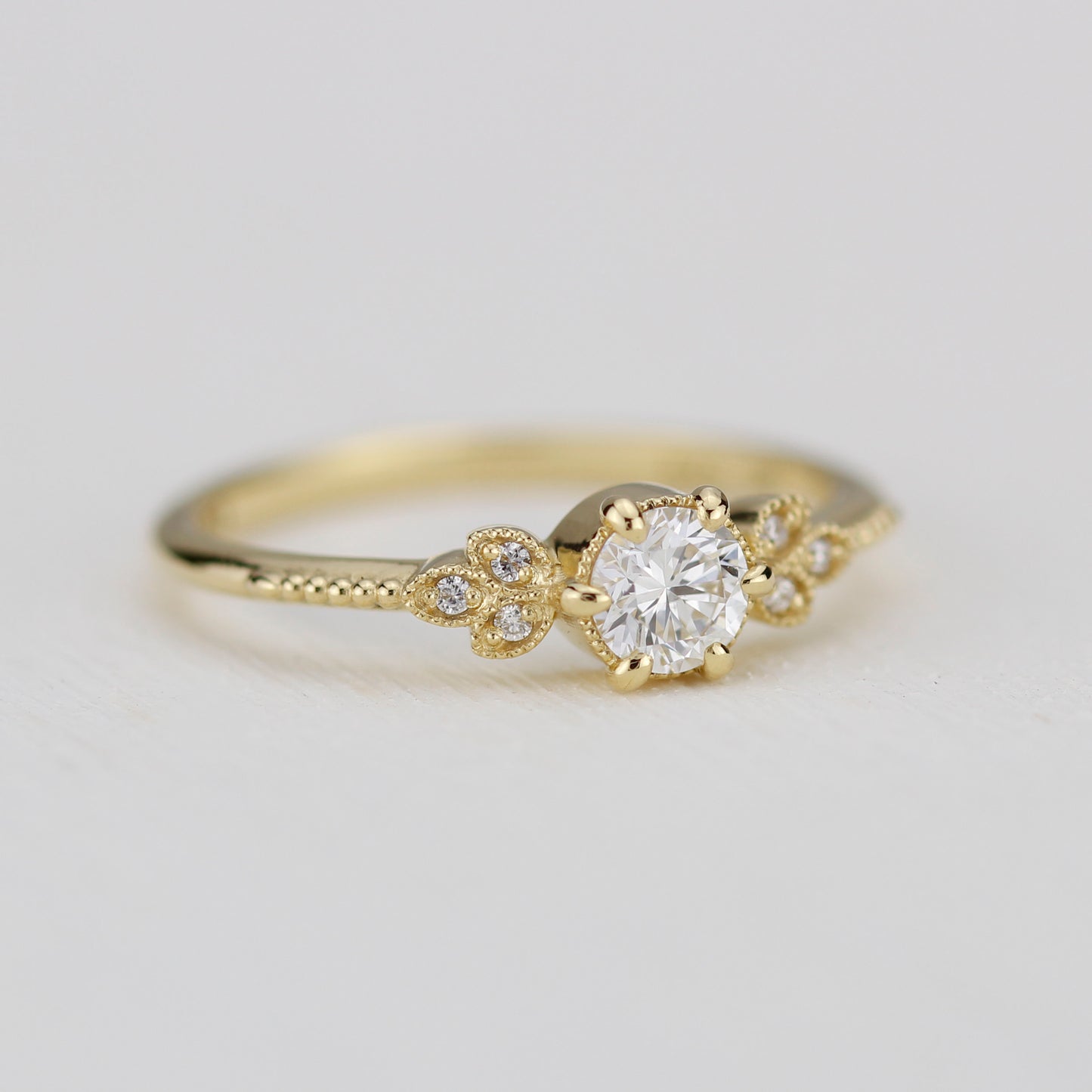 18k Gold Round Diamond Art Deco Engagement Ring | GIA Certified 0.30ct
