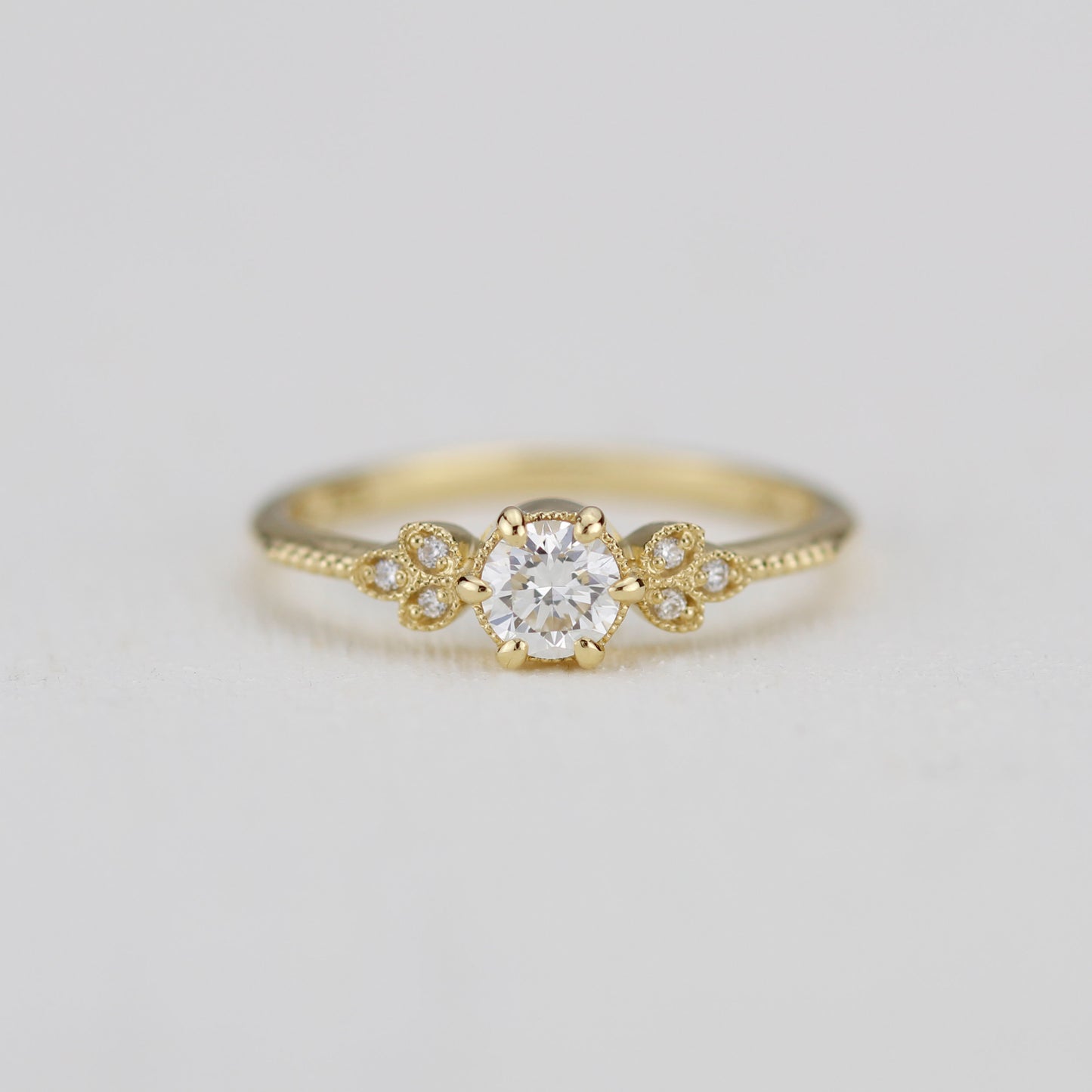 18k Gold Round Diamond Art Deco Engagement Ring | GIA Certified 0.30ct