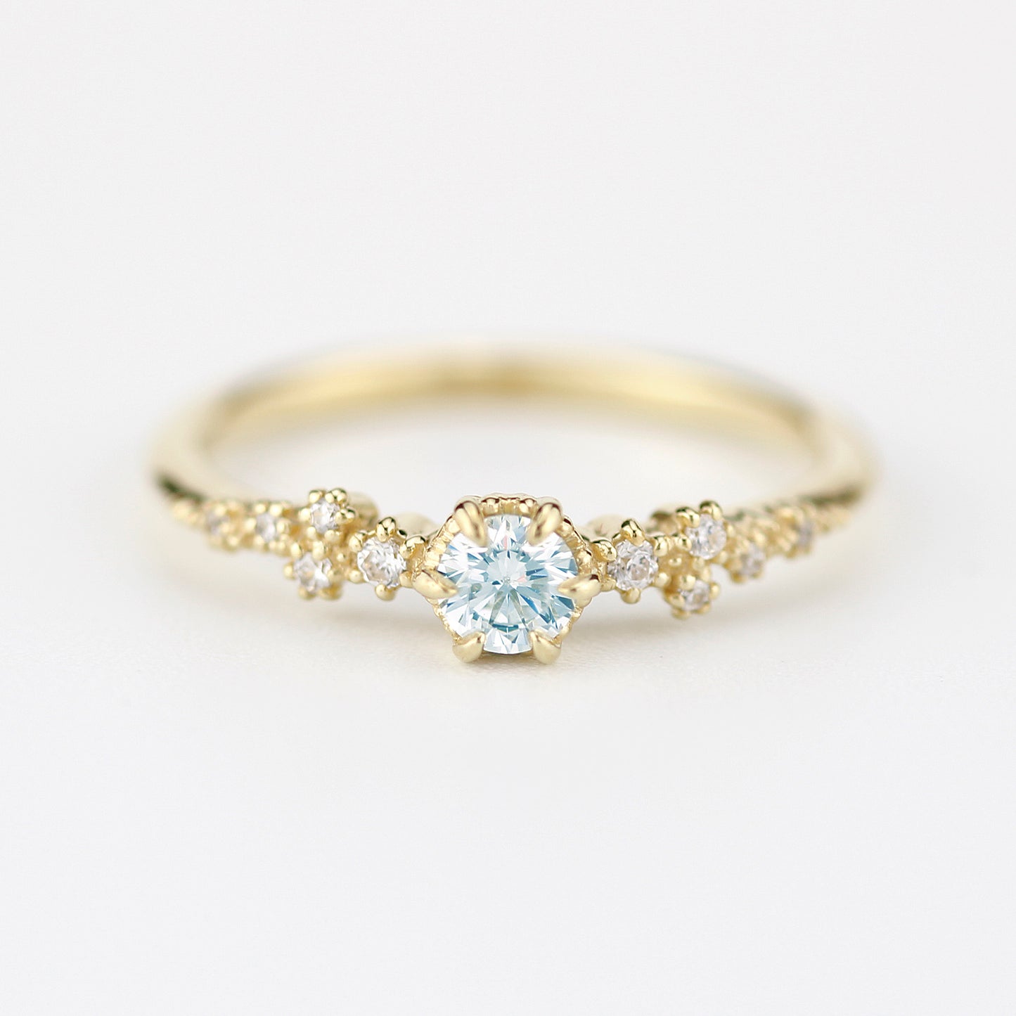 Schlichter Verlobungsring mit Aquamarin und Diamanten, minimalistischer Verlobungsring | R295AQ