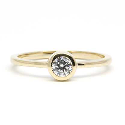 Solitaire engagement ring round simple | Bezel setting diamond engagement ring - NOOI JEWELRY